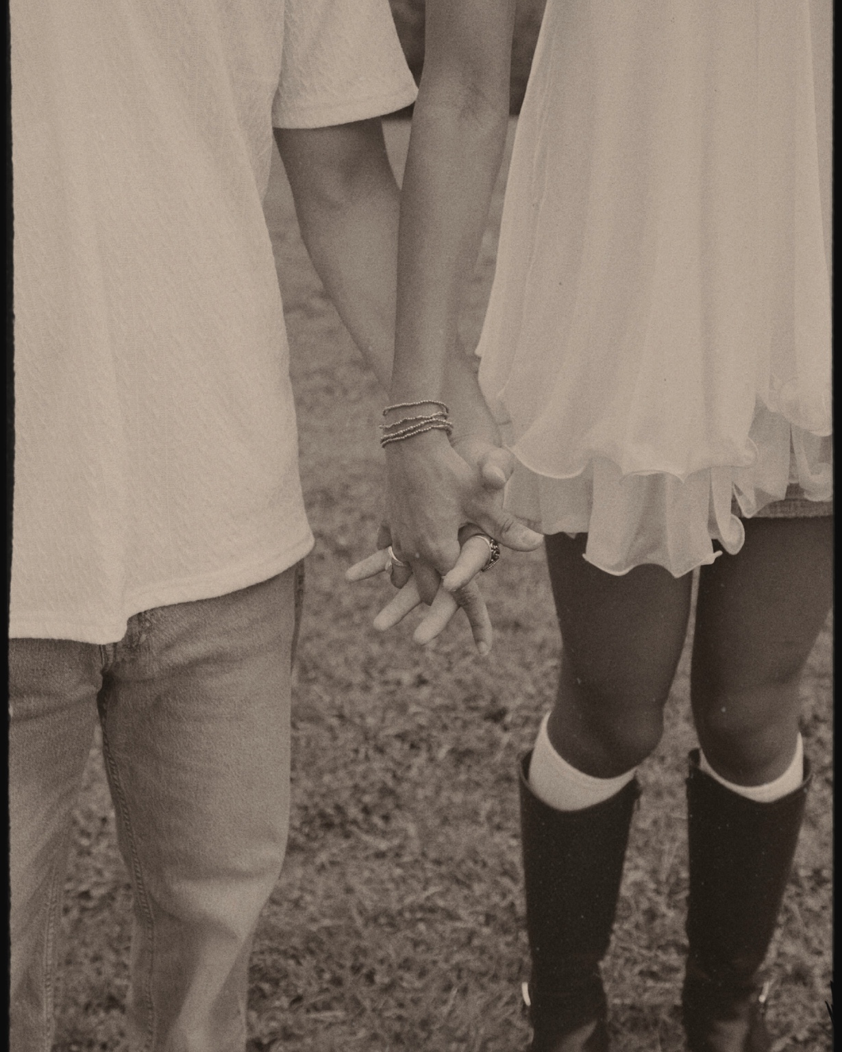 Couples photography by Noah and Taya Film, image 8