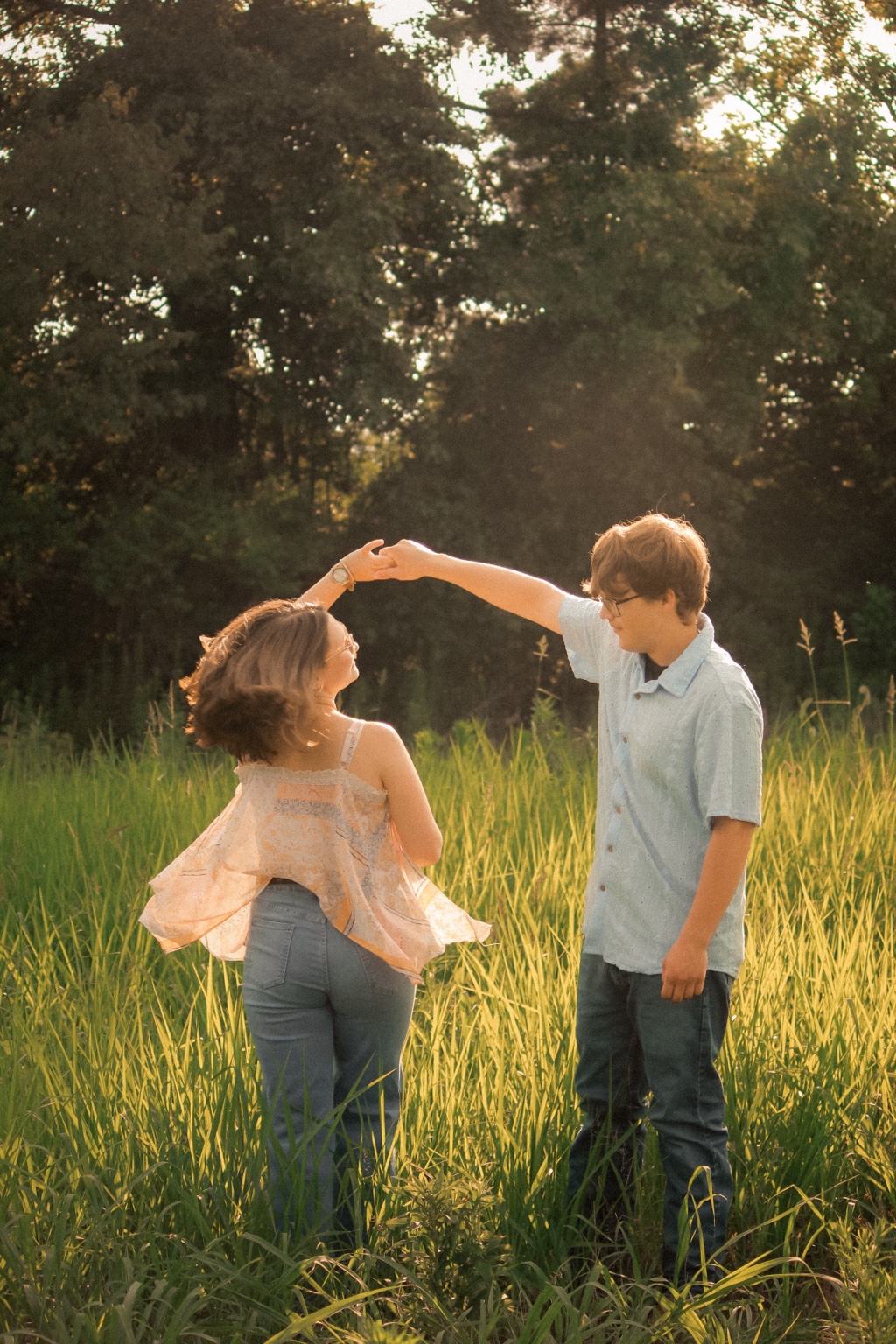 Couples photography by Noah and Taya Film, image 9